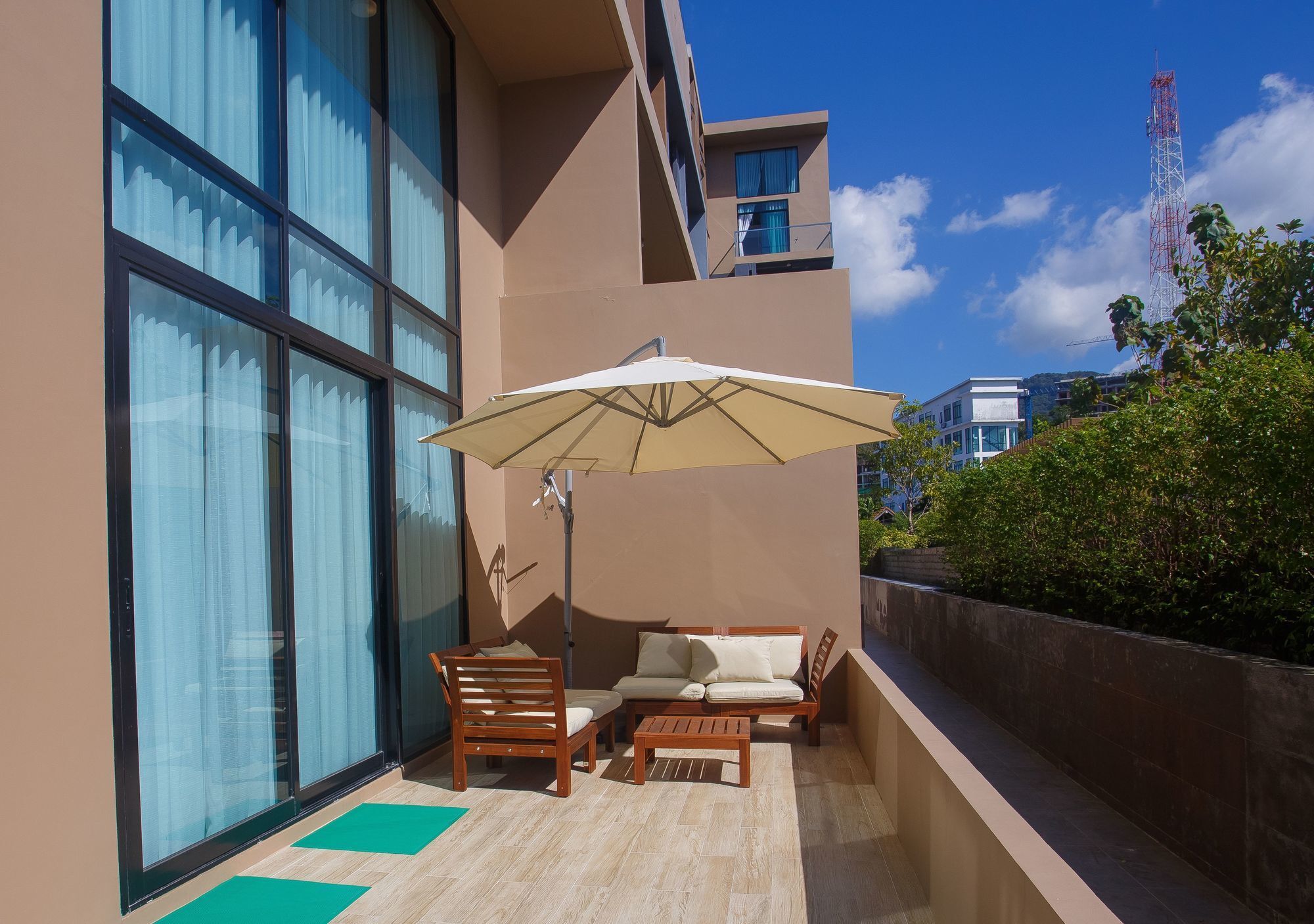 The Aristo By Holy Cow 201 Phuket Exterior foto