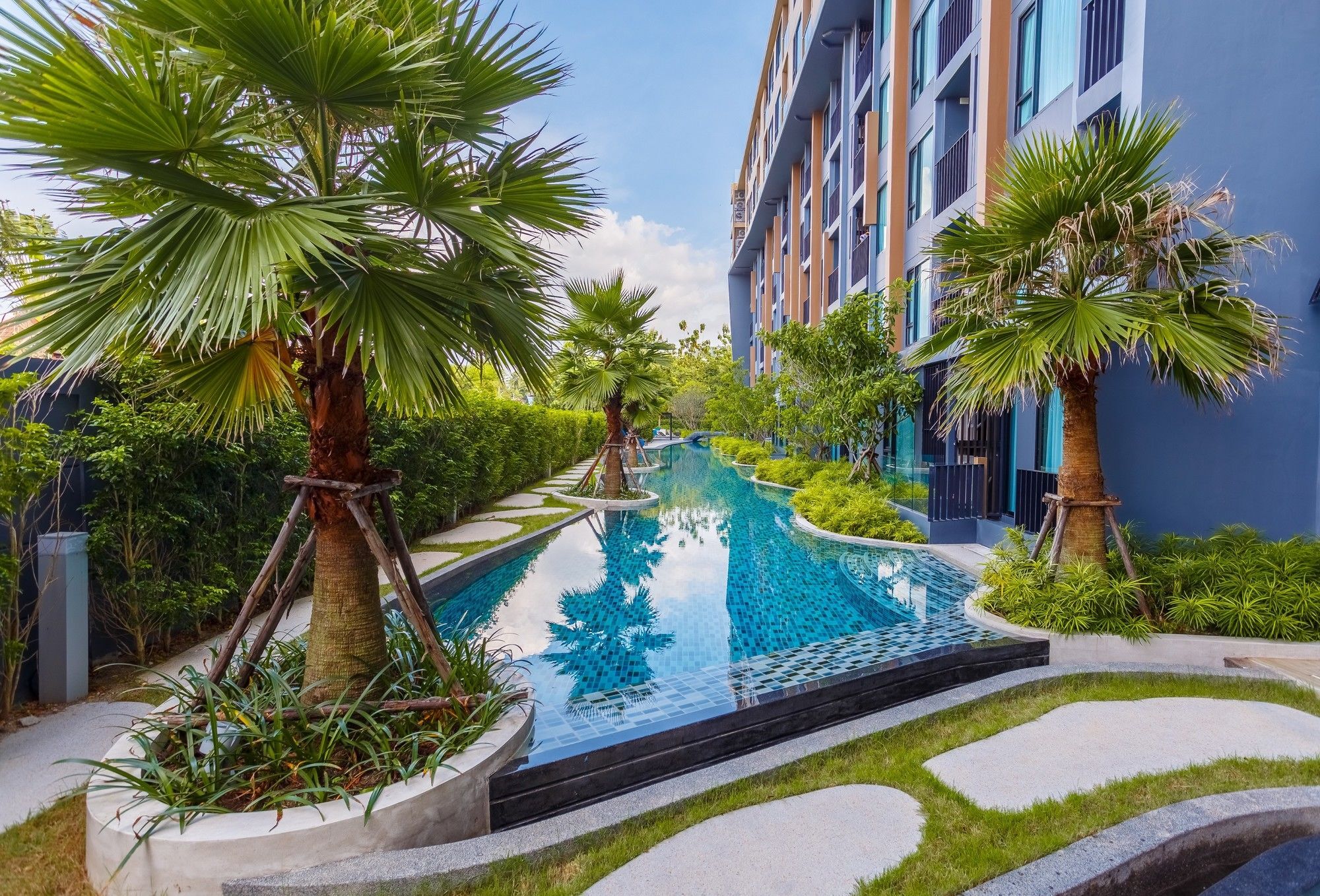 The Aristo By Holy Cow 201 Phuket Exterior foto