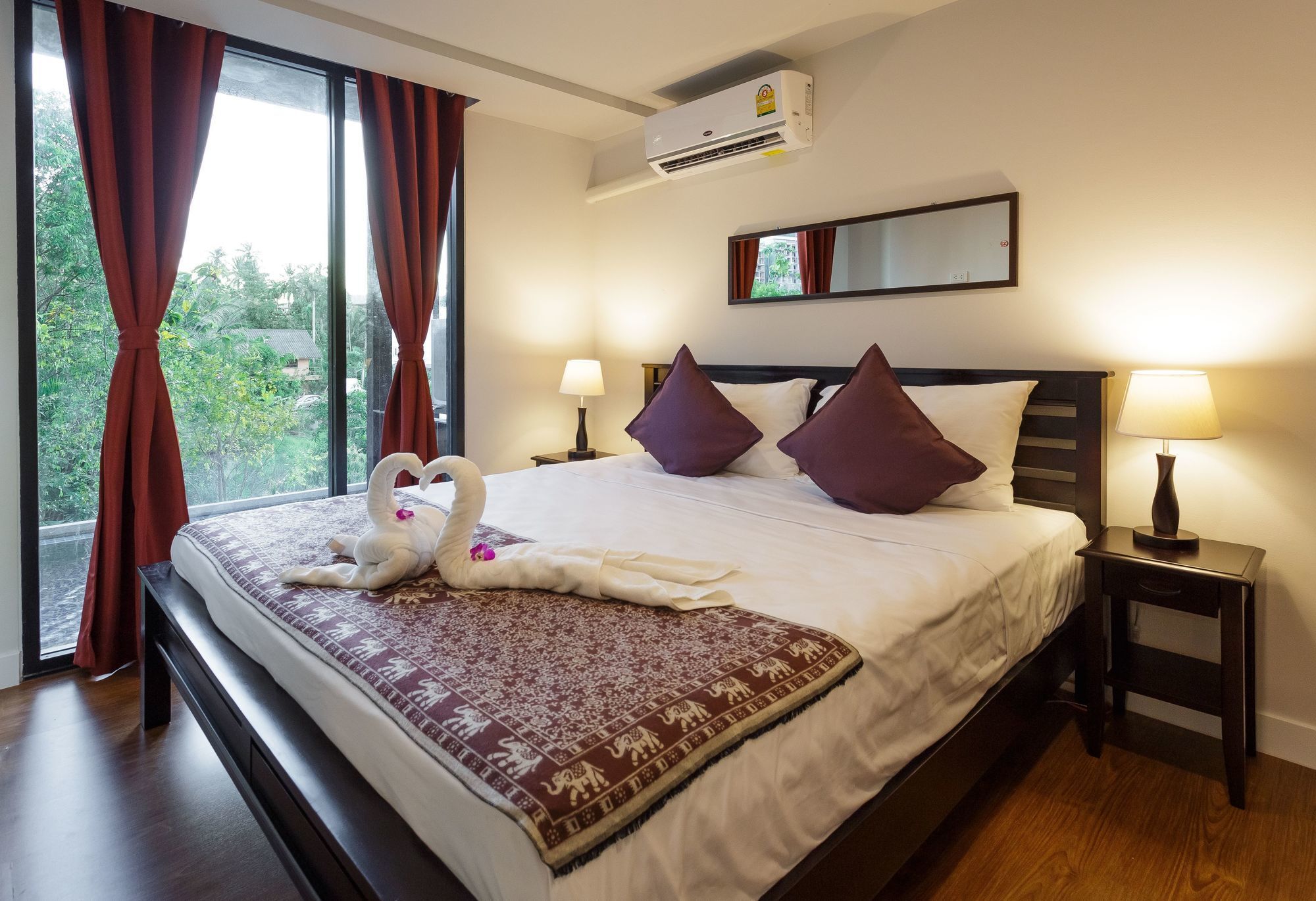 The Aristo By Holy Cow 201 Phuket Exterior foto